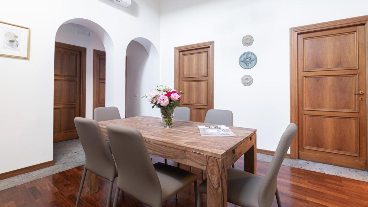 Italianway - Barberini Elegantia Apartments Roma エクステリア 写真