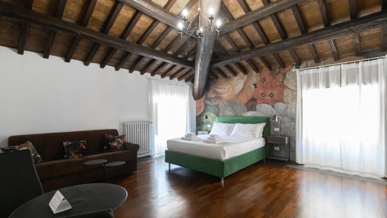 Italianway - Barberini Elegantia Apartments Roma エクステリア 写真