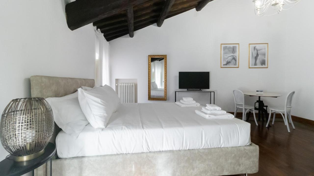 Italianway - Barberini Elegantia Apartments Roma エクステリア 写真