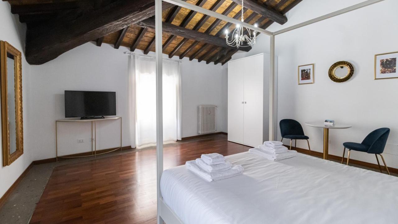 Italianway - Barberini Elegantia Apartments Roma エクステリア 写真