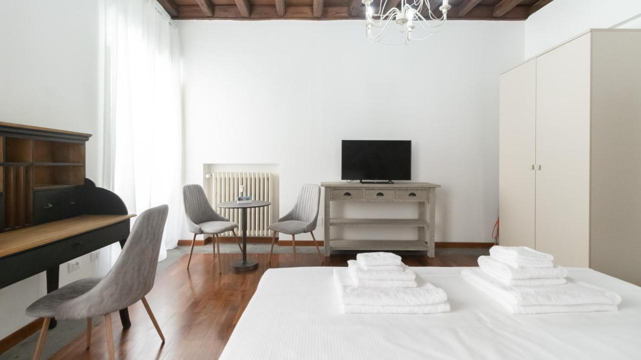 Italianway - Barberini Elegantia Apartments Roma エクステリア 写真